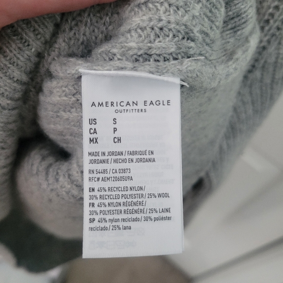 American Eagle Men's Gray Sweater - Picture 7 of 7